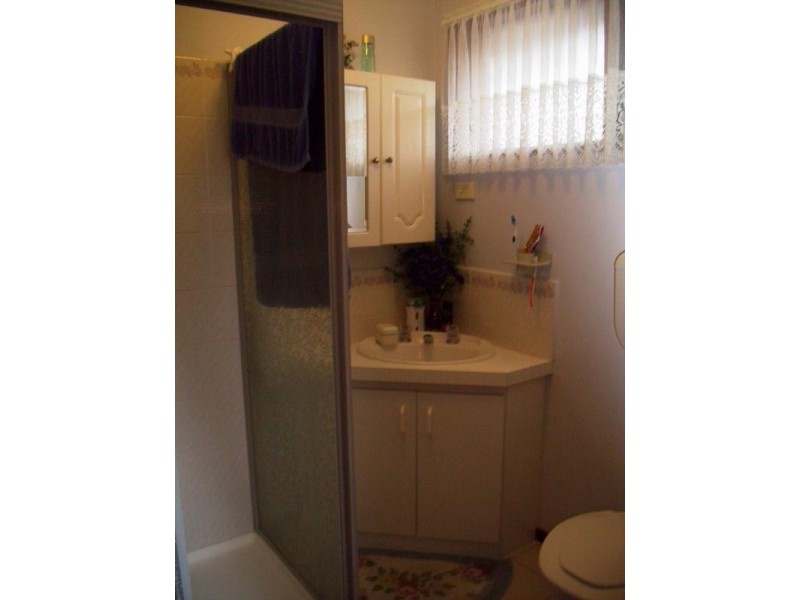 72 Lesley Drive, Hampton Park VIC 3976