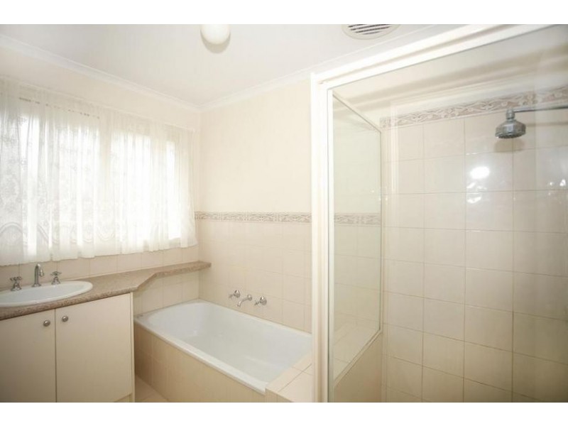 12 Shawnee Court, Narre Warren VIC 3805