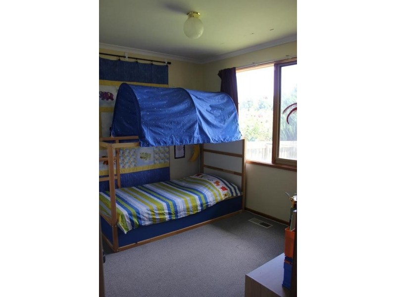 18 London Crescent, Narre Warren VIC 3805