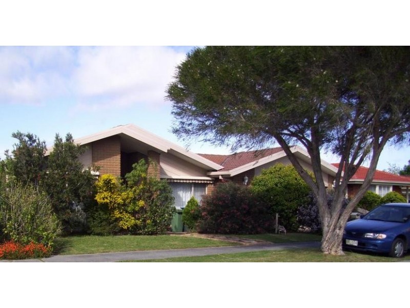 25 Godwin Avenue, Narre Warren VIC 3805