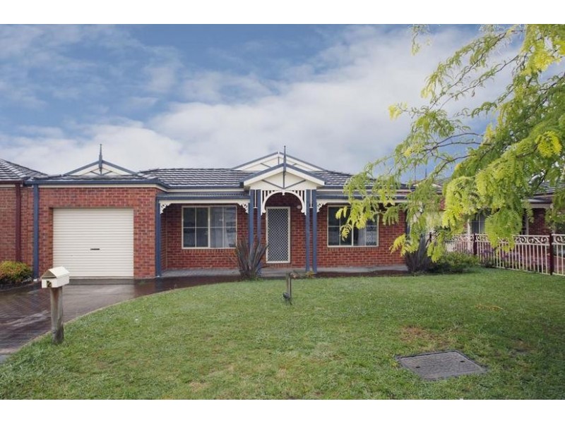 2 Gellibrand Court, Berwick VIC 3806