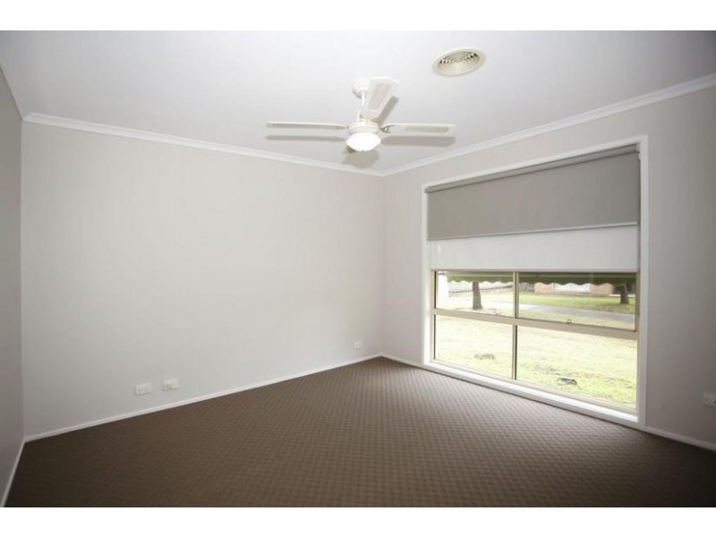 31 Haydn Place, Narre Warren South VIC 3805