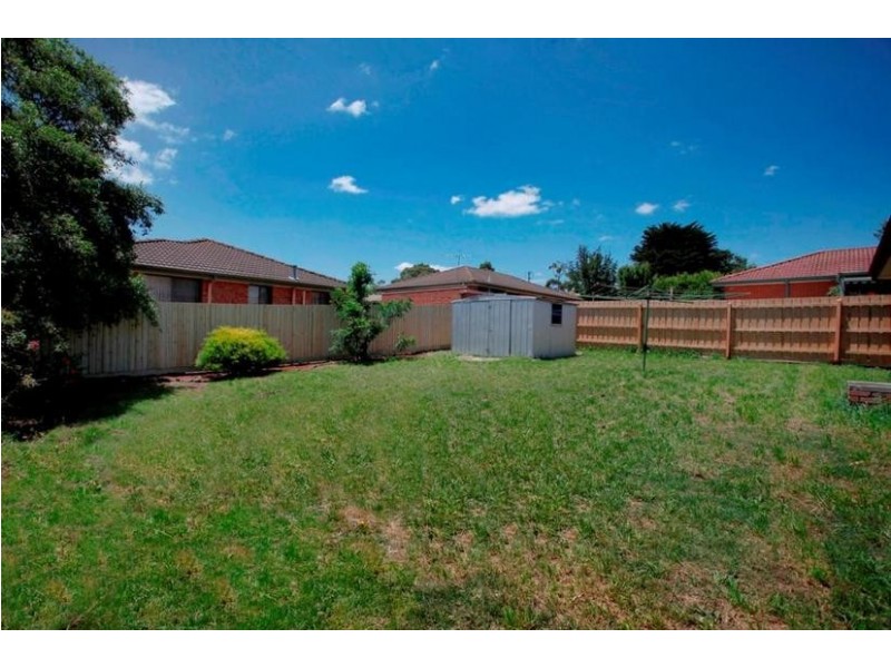 18 Heyington Circle, Narre Warren VIC 3805