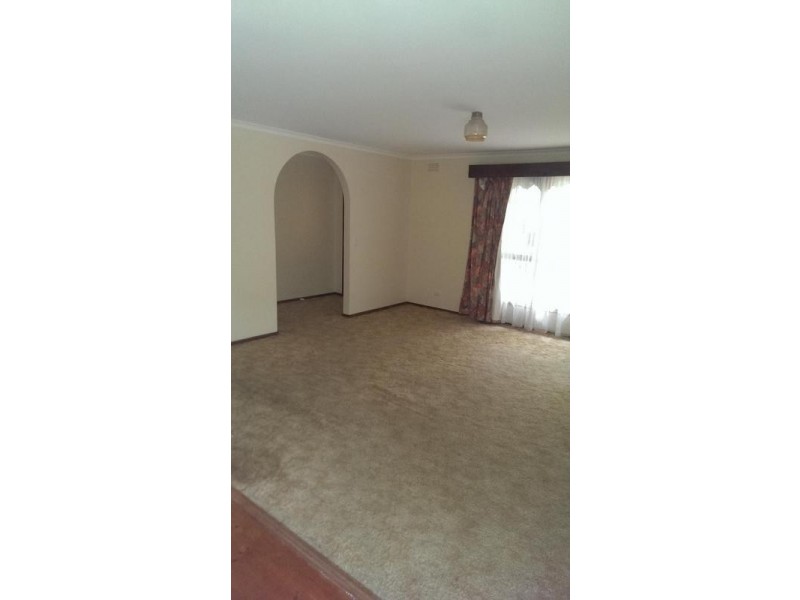 68 Sweeney Drive, Narre Warren VIC 3805