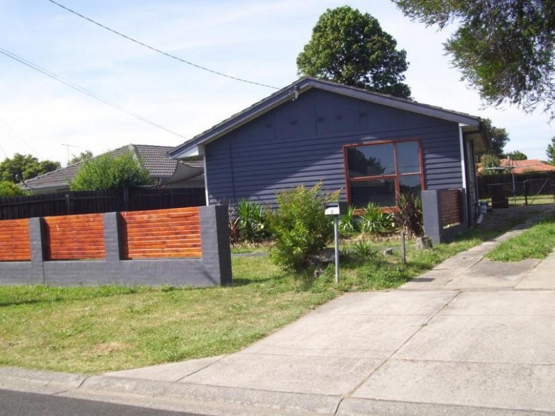 3 Haven Court, Cranbourne VIC 3977