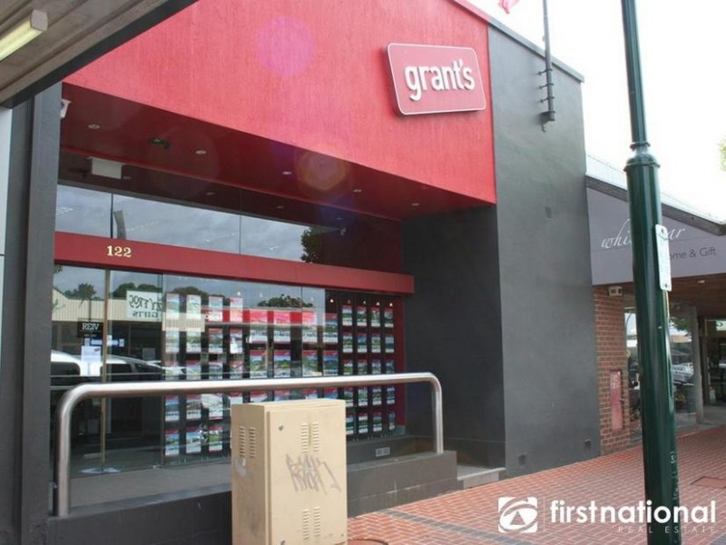 122 Main Street, Pakenham VIC 3810
