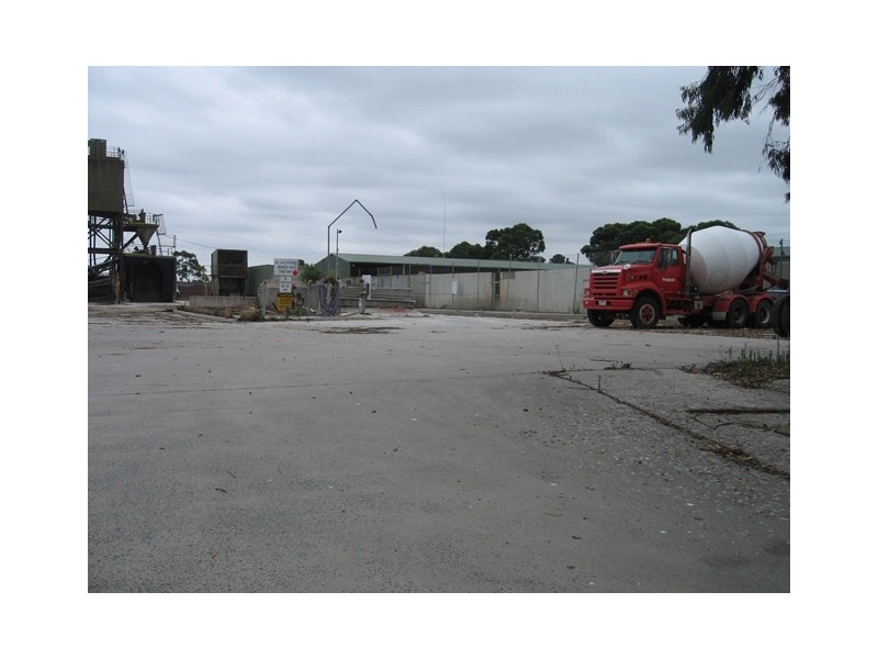 27 Narre Warren Cranbourne Road, Narre Warren VIC 3805