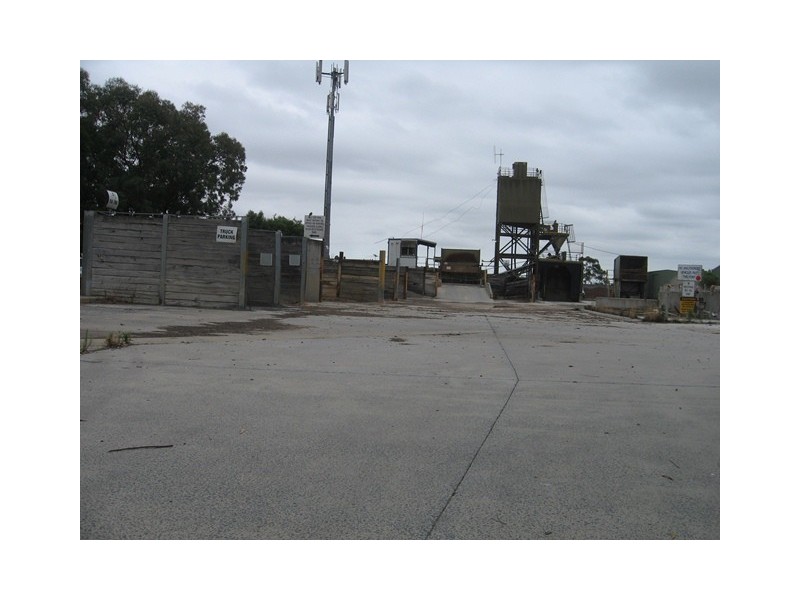 27 Narre Warren Cranbourne Road, Narre Warren VIC 3805