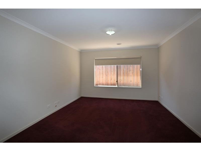 10 Corker Close, Narre Warren VIC 3805