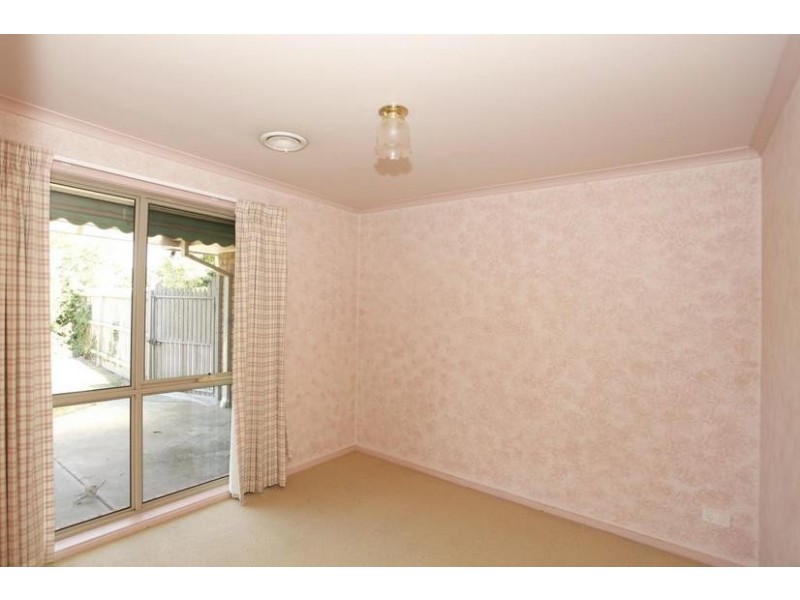 8 Tamarisk Road, Narre Warren VIC 3805