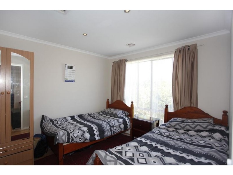 17 Ainsleigh Court, Narre Warren VIC 3805