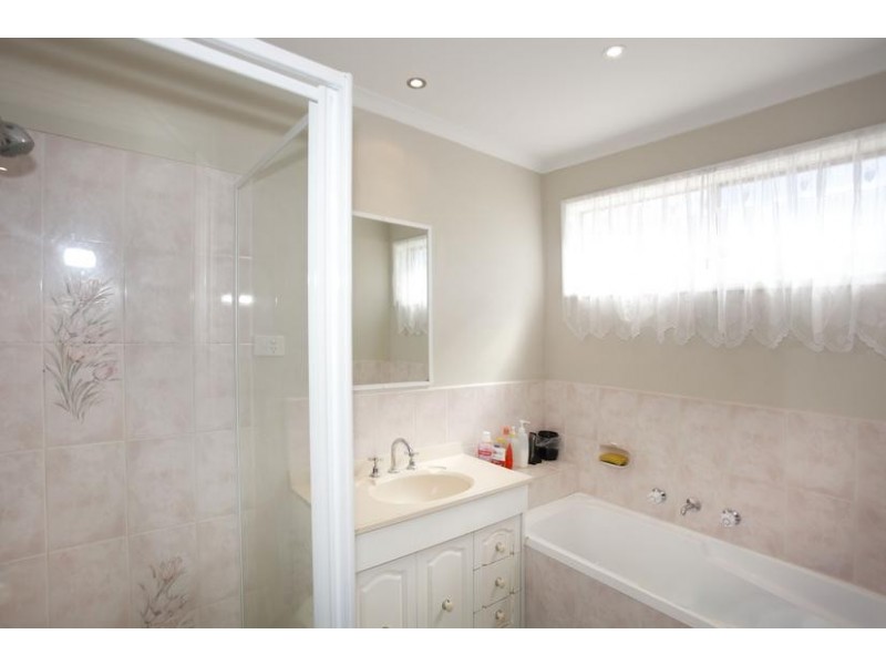 17 Ainsleigh Court, Narre Warren VIC 3805