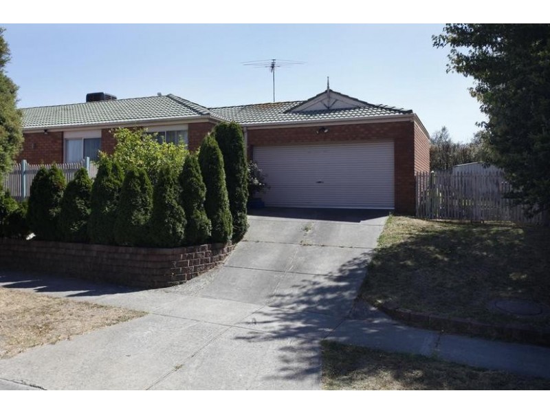 17 Ainsleigh Court, Narre Warren VIC 3805