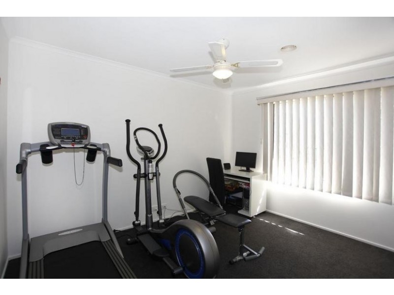 18 Domain Drive, Berwick VIC 3806