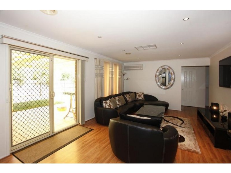 18 Domain Drive, Berwick VIC 3806