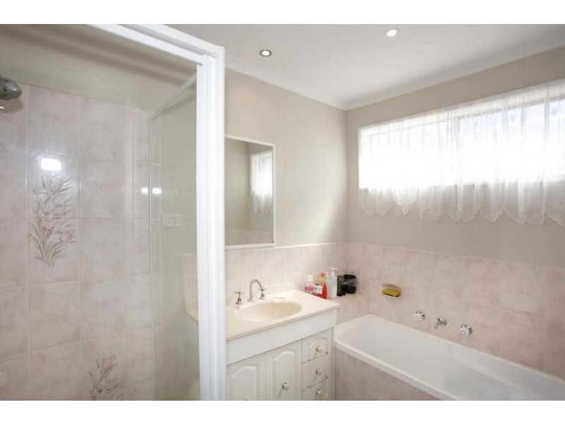 17 Ainsleigh Court, Narre Warren VIC 3805