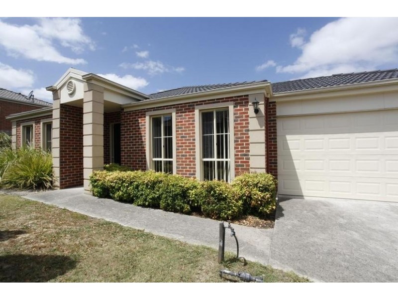 2 Asti Place, Berwick VIC 3806