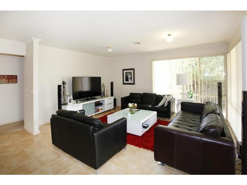 2 Asti Place, Berwick VIC 3806