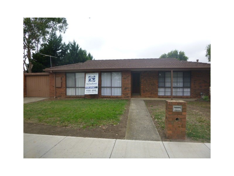 1/120 Fleetwood Drive, Narre Warren VIC 3805