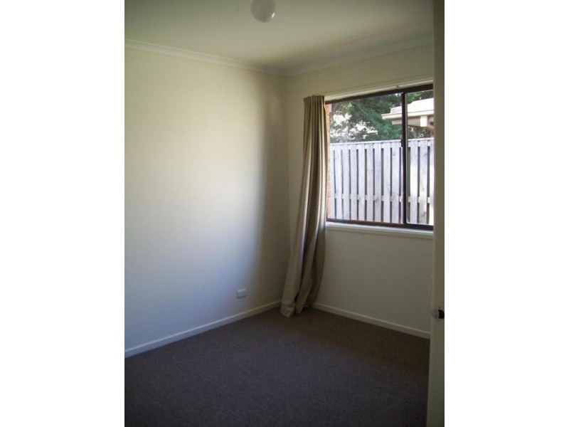 1/120 Fleetwood Drive, Narre Warren VIC 3805