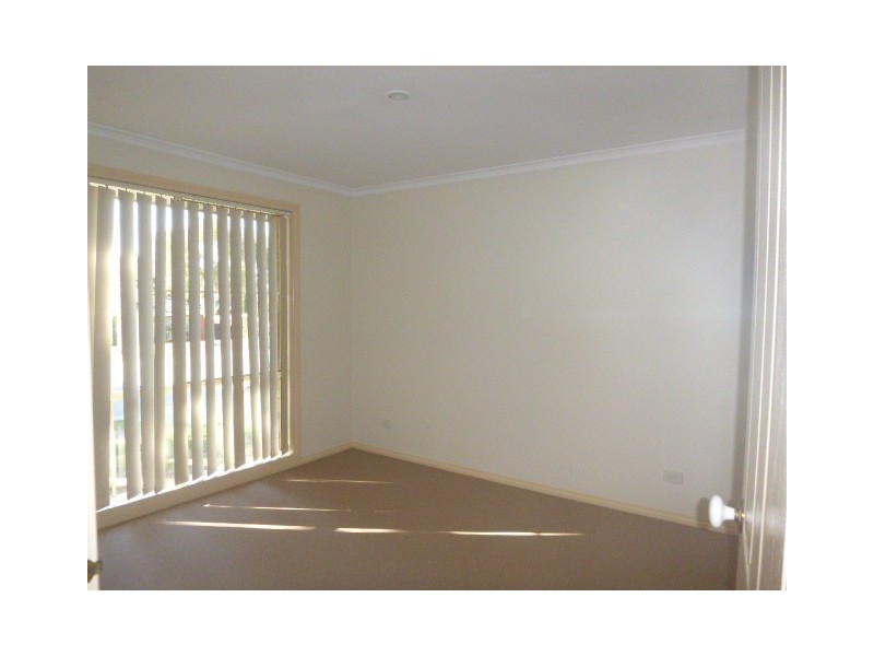 44 Tralee Circuit, Narre Warren VIC 3805