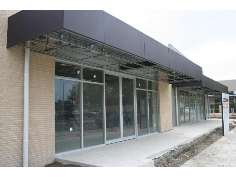 38 Lakeside Boulevard, Pakenham VIC 3810