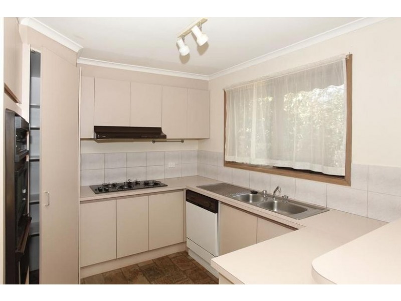 22 County Drive, Berwick VIC 3806