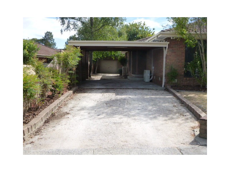 45 Strathavan Drive, Berwick VIC 3806