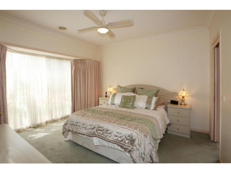 11 Wool Shed Road, Narre Warren South VIC 3805