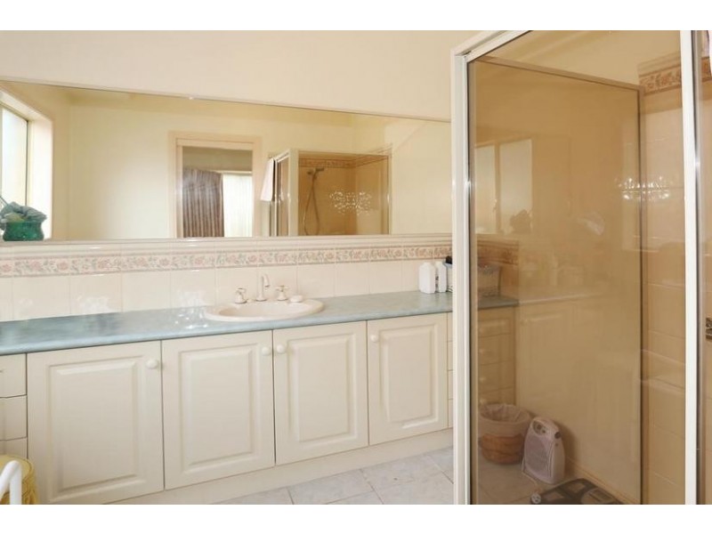 11 Wool Shed Road, Narre Warren South VIC 3805