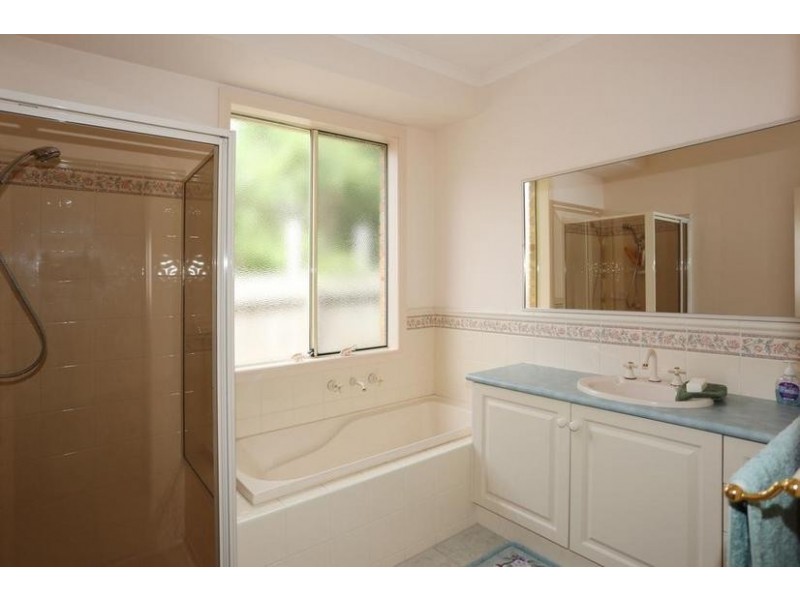 11 Wool Shed Road, Narre Warren South VIC 3805