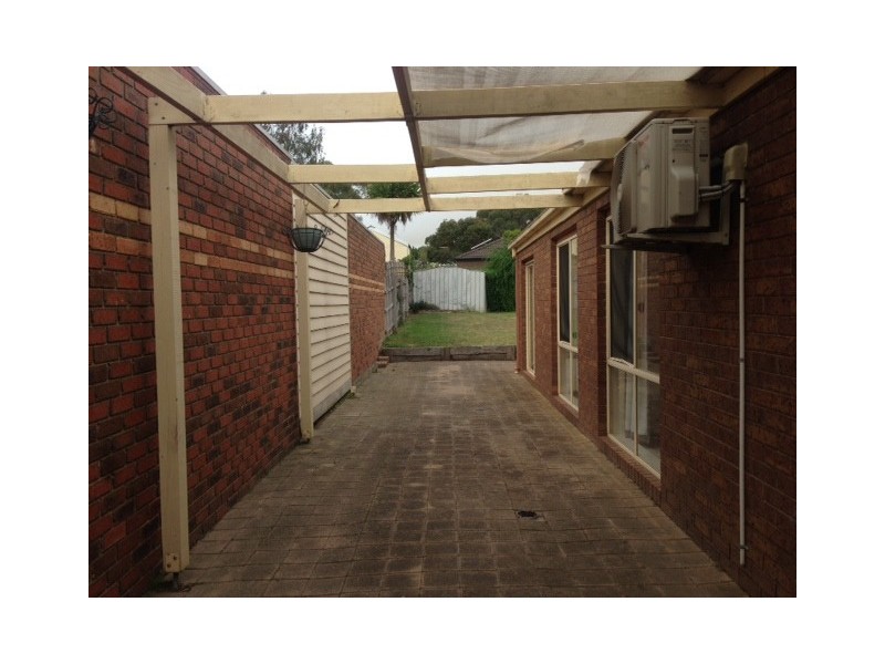 4B Boree Court, Berwick VIC 3806