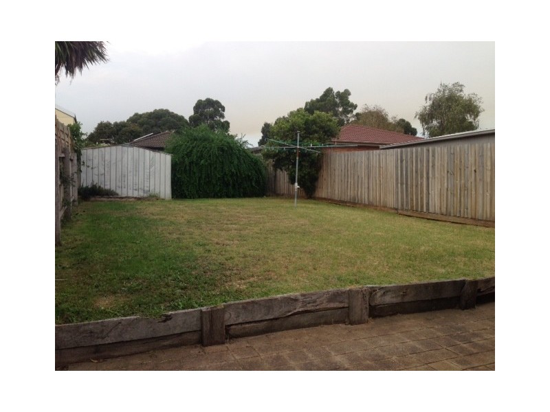 4B Boree Court, Berwick VIC 3806