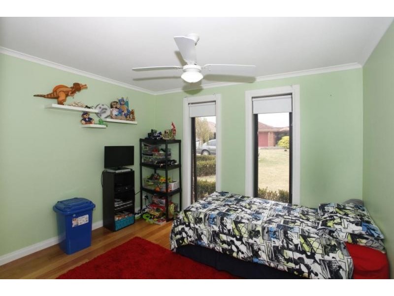 8 Stafford Place, Narre Warren VIC 3805