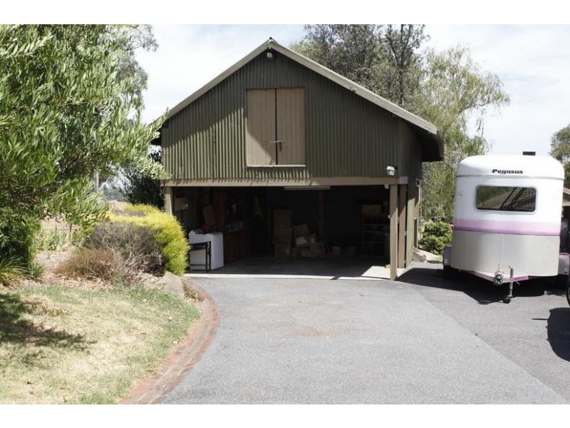 455 Berwick Road, Narre Warren East VIC 3804