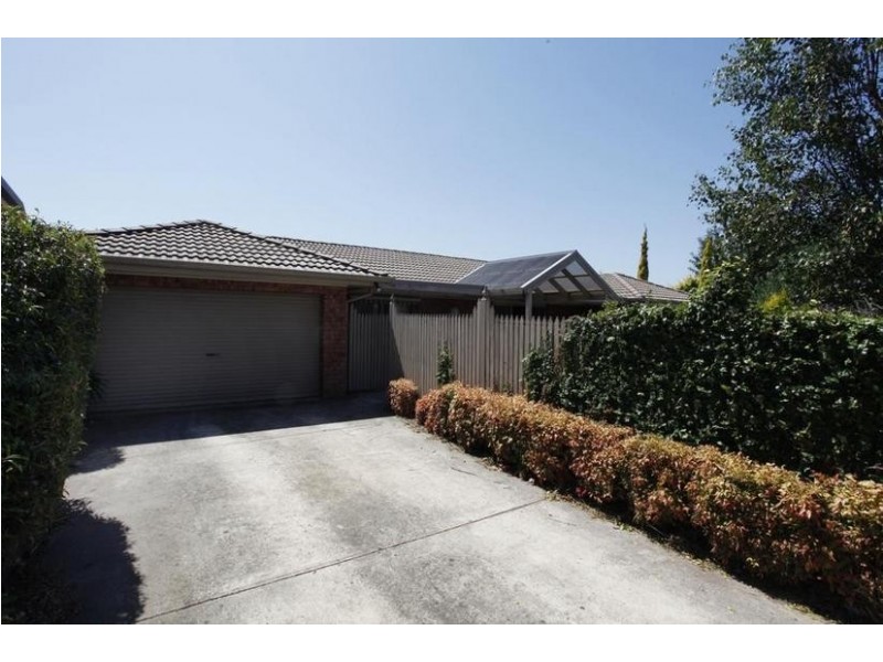 8 Tamarisk Road, Narre Warren VIC 3805