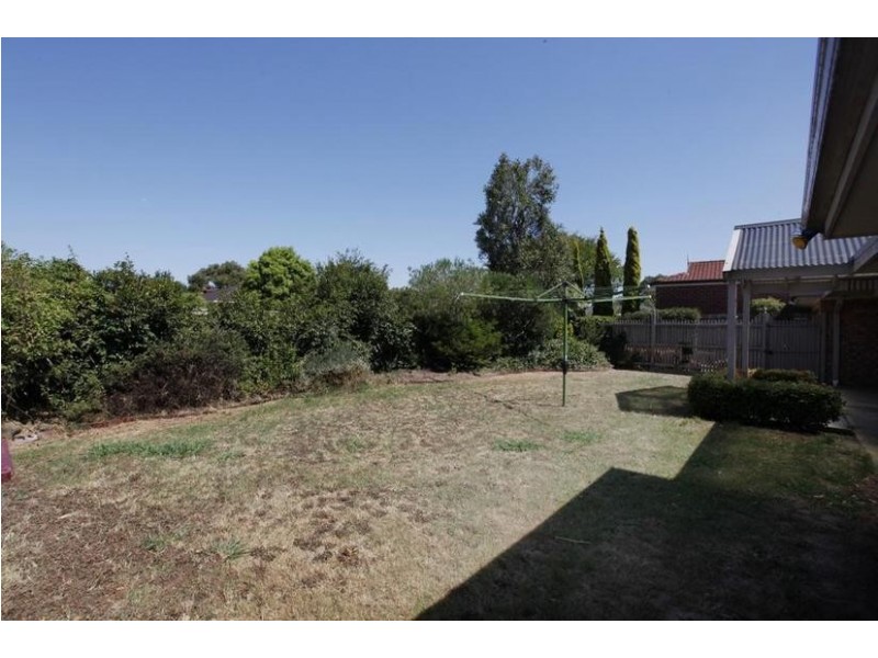 8 Tamarisk Road, Narre Warren VIC 3805