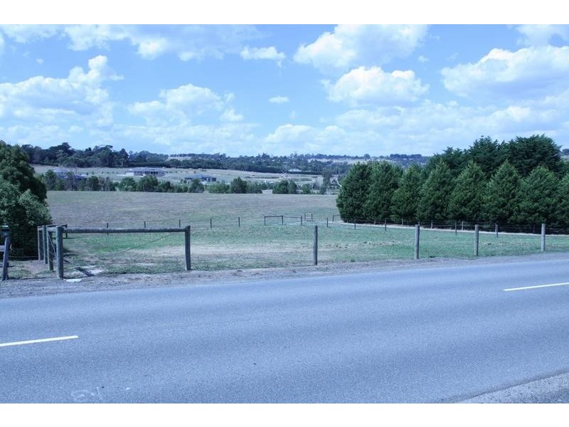 50 Memorial Drive, Narre Warren North VIC 3804
