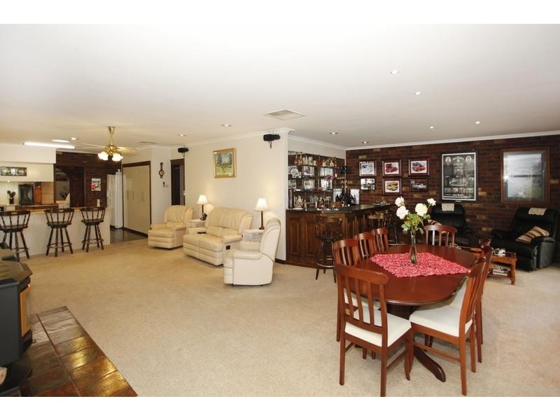 1380 Wellington Road, Narre Warren East VIC 3804