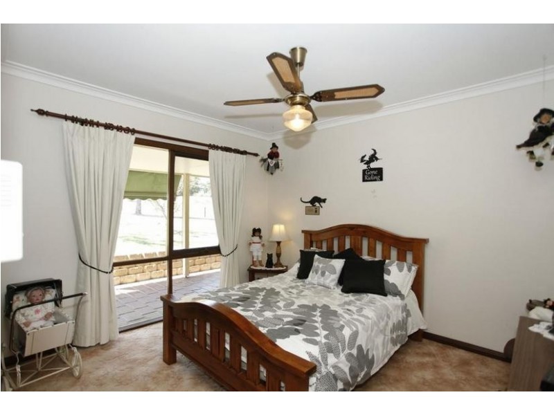 1380 Wellington Road, Narre Warren East VIC 3804