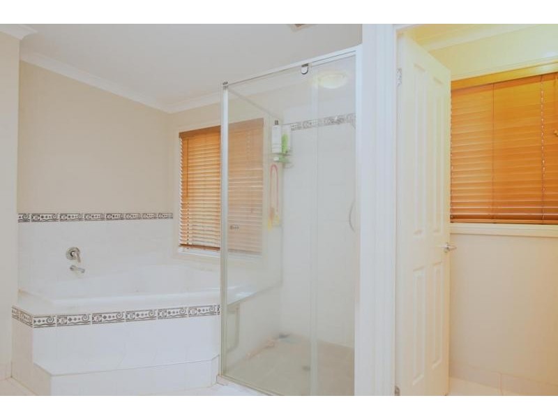 3 Grosvenor Place, Narre Warren North VIC 3804