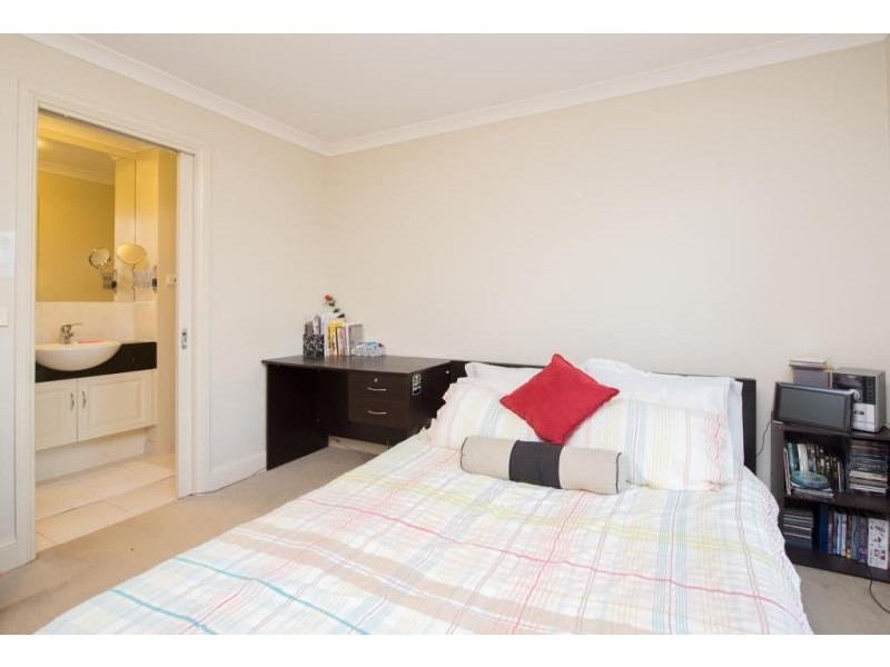 3 Grosvenor Place, Narre Warren North VIC 3804