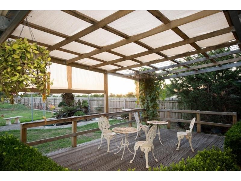 3 Grosvenor Place, Narre Warren North VIC 3804