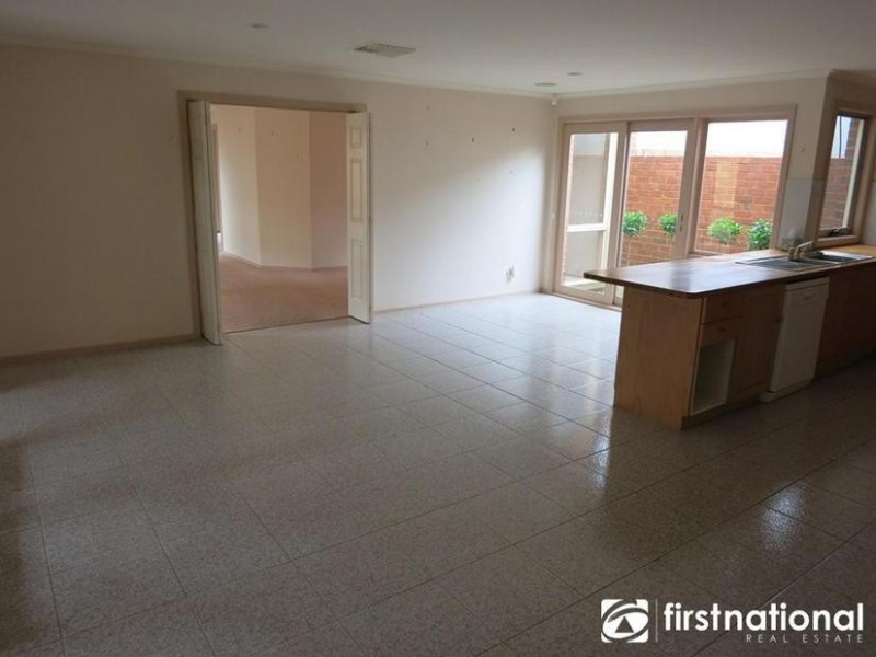 11 Nullica Court, Berwick VIC 3806