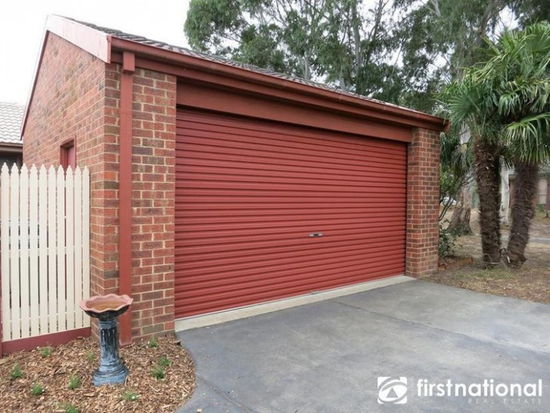 11 Nullica Court, Berwick VIC 3806