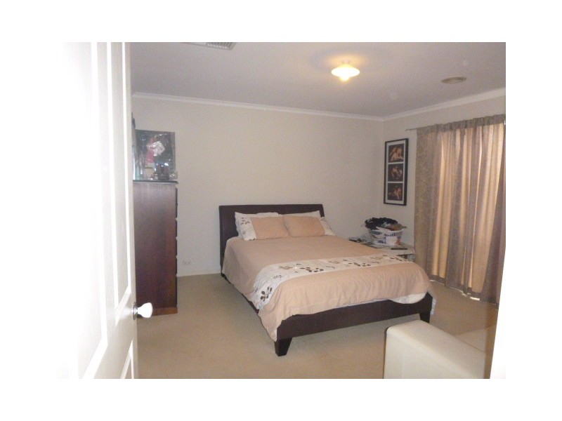 3 Croxley Place, Narre Warren South VIC 3805
