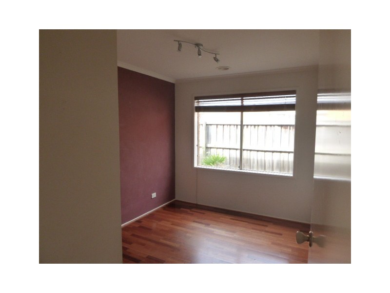 8 Baronessa Avenue, Narre Warren South VIC 3805