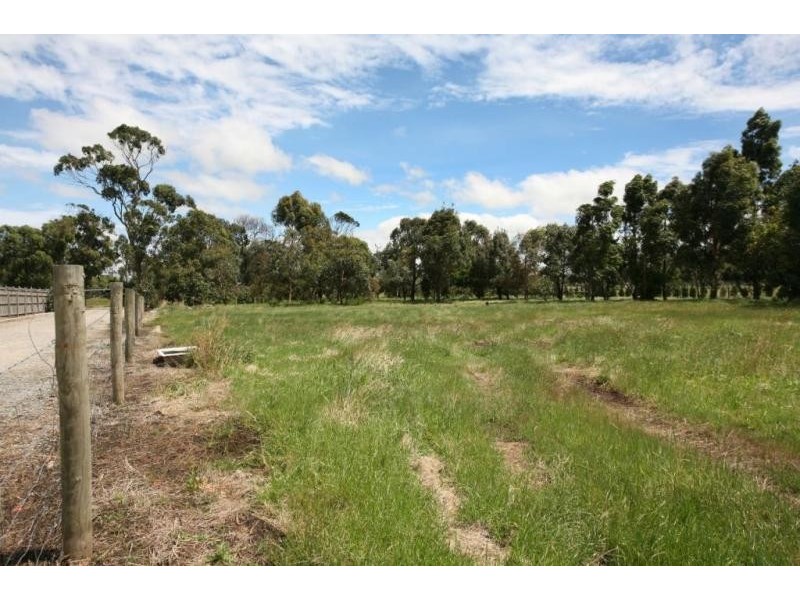 240 Rix Road, Beaconsfield VIC 3807