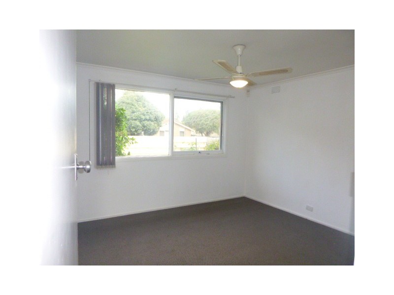 1/115 Fordholm Road, Hampton Park VIC 3976