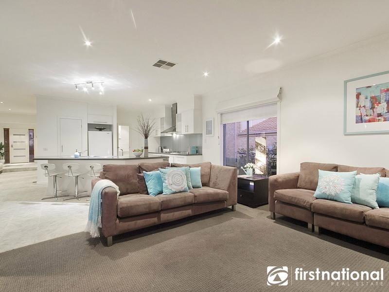 61 Whistler Drive, Berwick VIC 3806